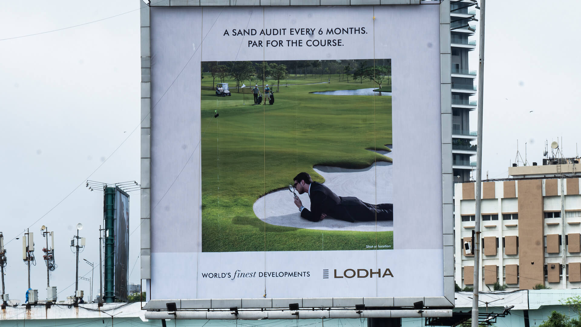 flyover-hoarding-of-lodha-zen-media